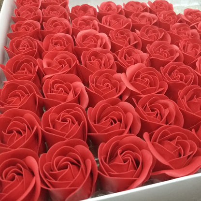 Kvepiančios dirbtinės rožytės, raudonos (81 vnt)